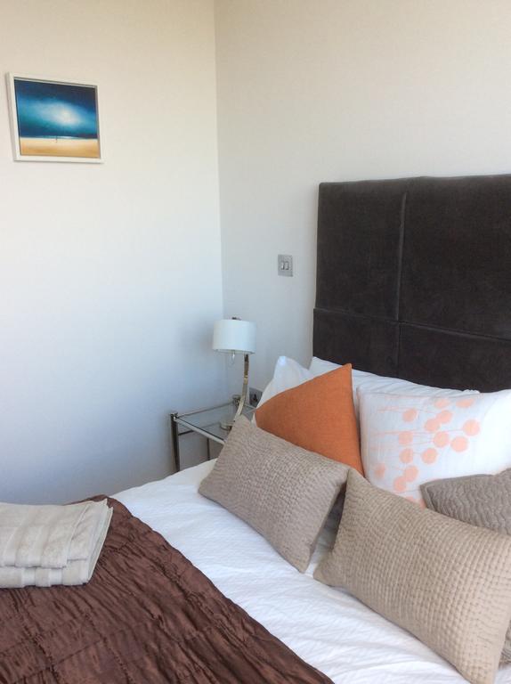 Gunwharf Quays Harbour Apartments Portsmouth Zewnętrze zdjęcie